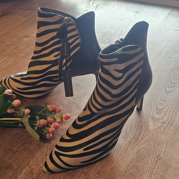 Italian Leather Booties Size 8.5 - Picture 1 of 7